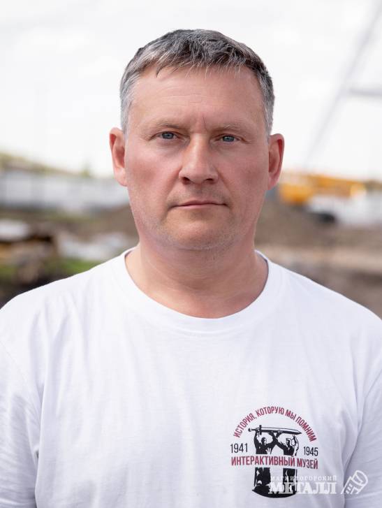 Андрей Старков