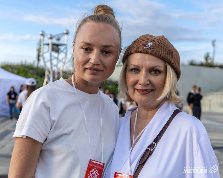 Елена Каленникова, Вера Лихобаба