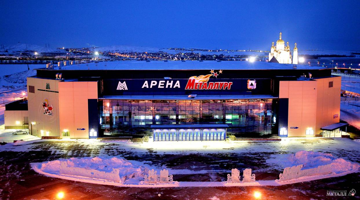 В 2007 году официальное открытие магнитогорского Ледового дворца состоялось в присутствии двух хоккейных президентов.(фото 20)