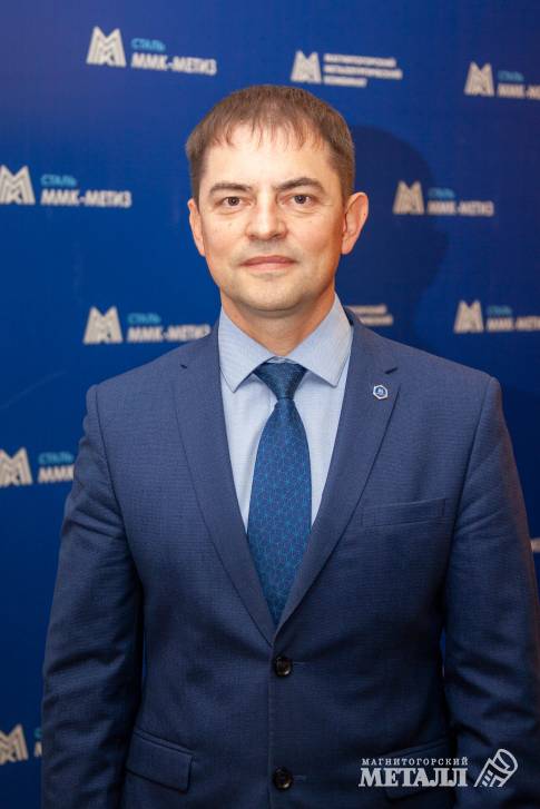 Дмитрий Попов