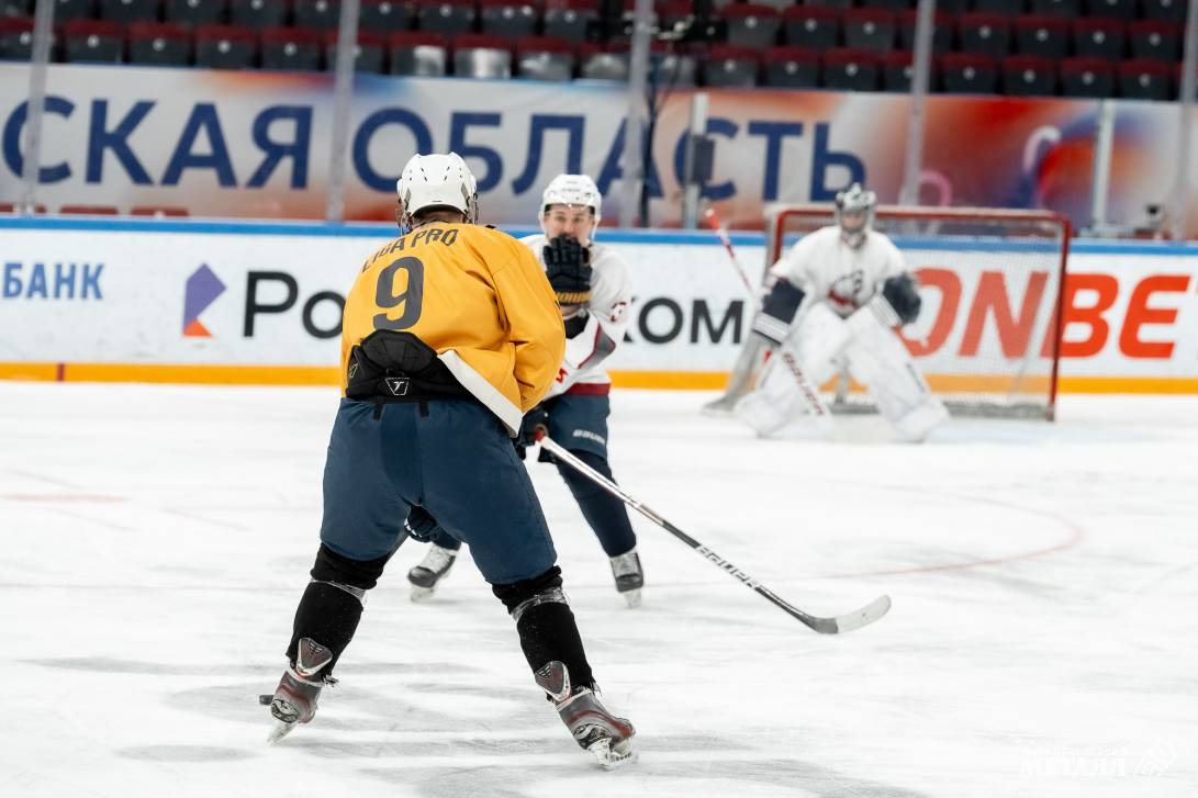 Борьба за шайбу | Фотография 22