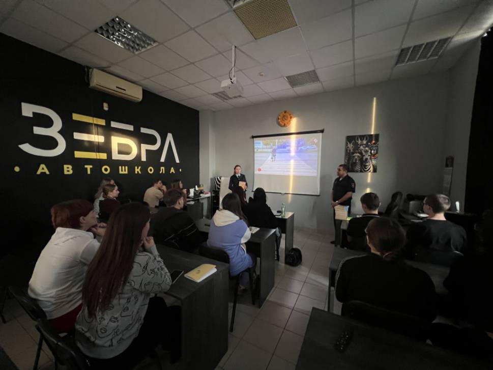 Безопасность для начинающих водителей | Фотография 1