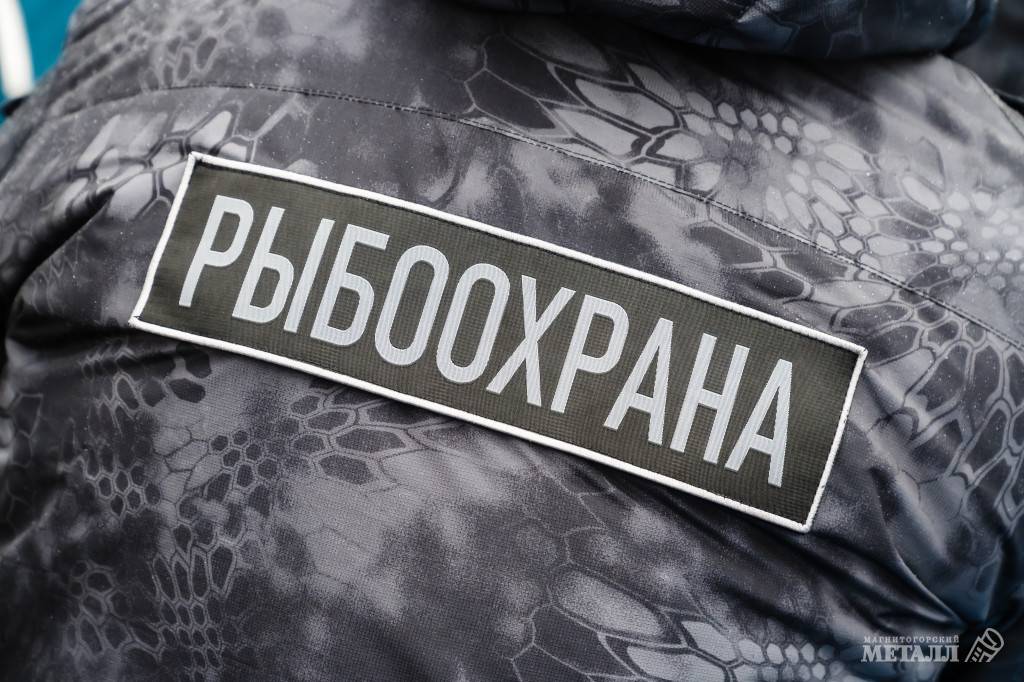 Ружьё, лодка и вода | Фотография 1