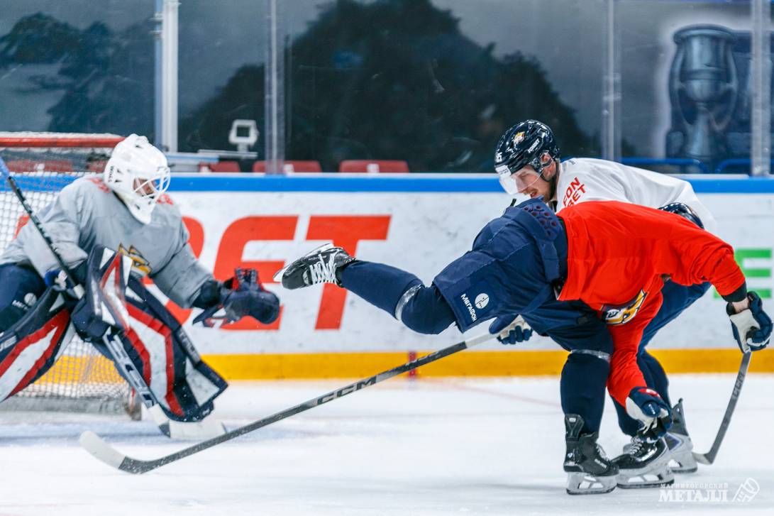 Восточная классика: противостояние и подарки болельщикам | Фотография 39