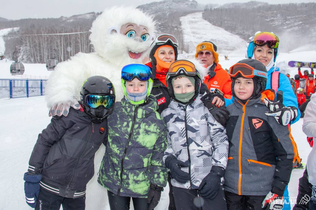 Йети мчится по склону | Фотография 26