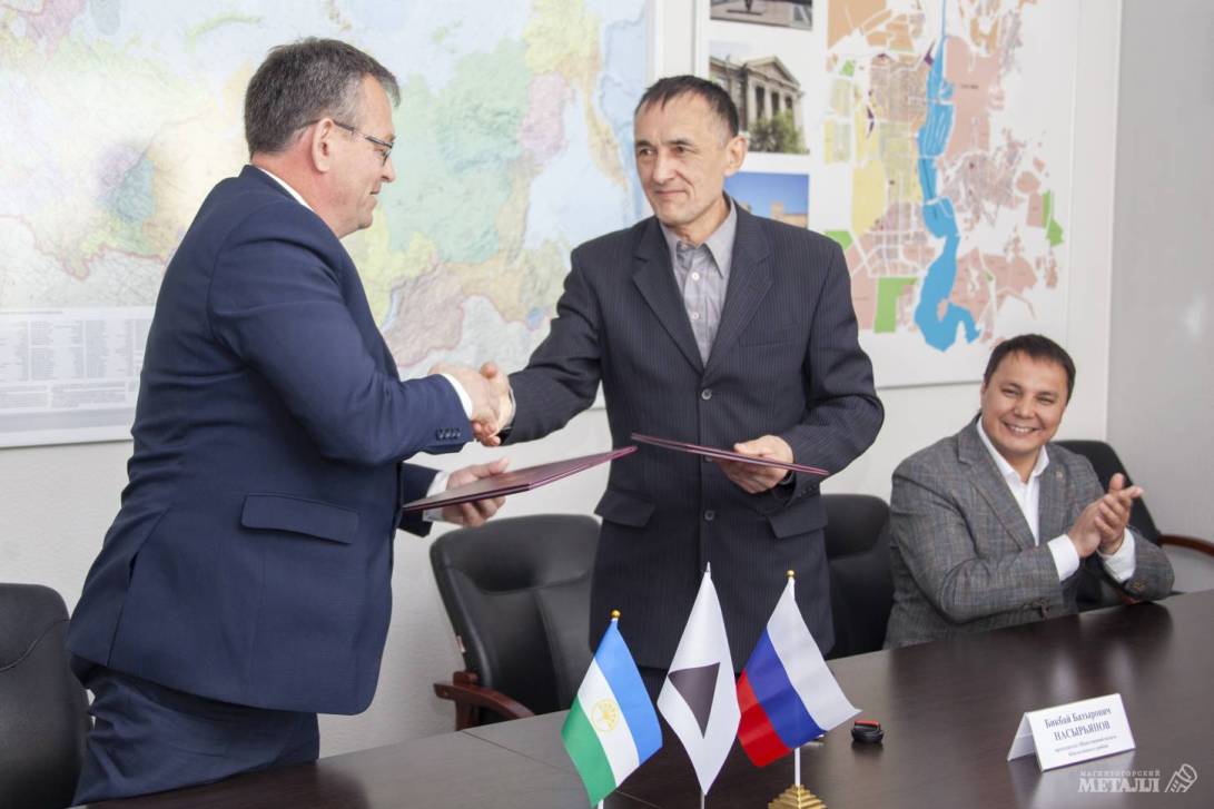 Общественные палаты Магнитогорска и Абзелиловского района Республики Башкортостан подписали соглашение о сотрудничестве. (фото 5)