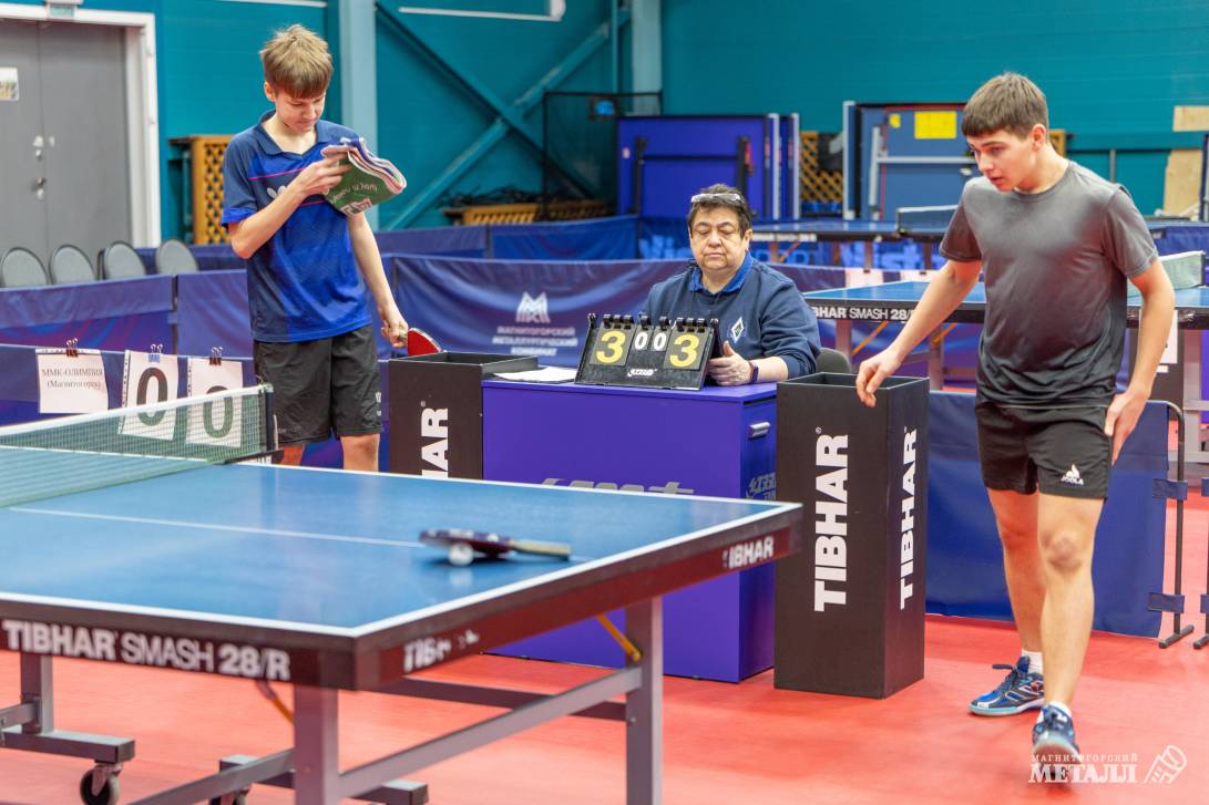 За столами – профи | Фотография 1