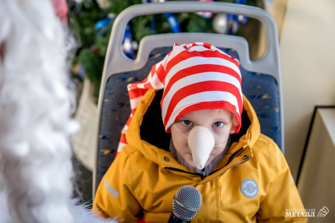 Шёл по улице трамвай… новогодний | Фотография 11