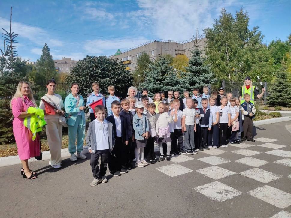 Пешеходная экскурсия для первоклассников | Фотография 3