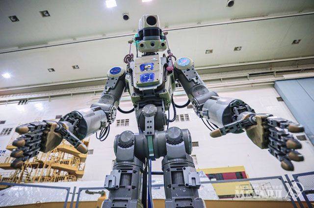 Из Магнитки на орбиту | Фотография 1