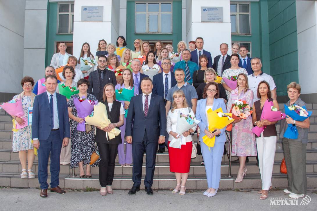 За преданность делу и высокий профессионализм | Фотография 49