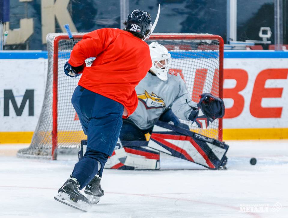 Восточная классика: противостояние и подарки болельщикам | Фотография 28