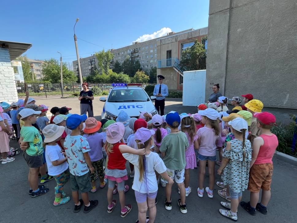 Познакомились с правилами безопасного поведения  | Фотография 1