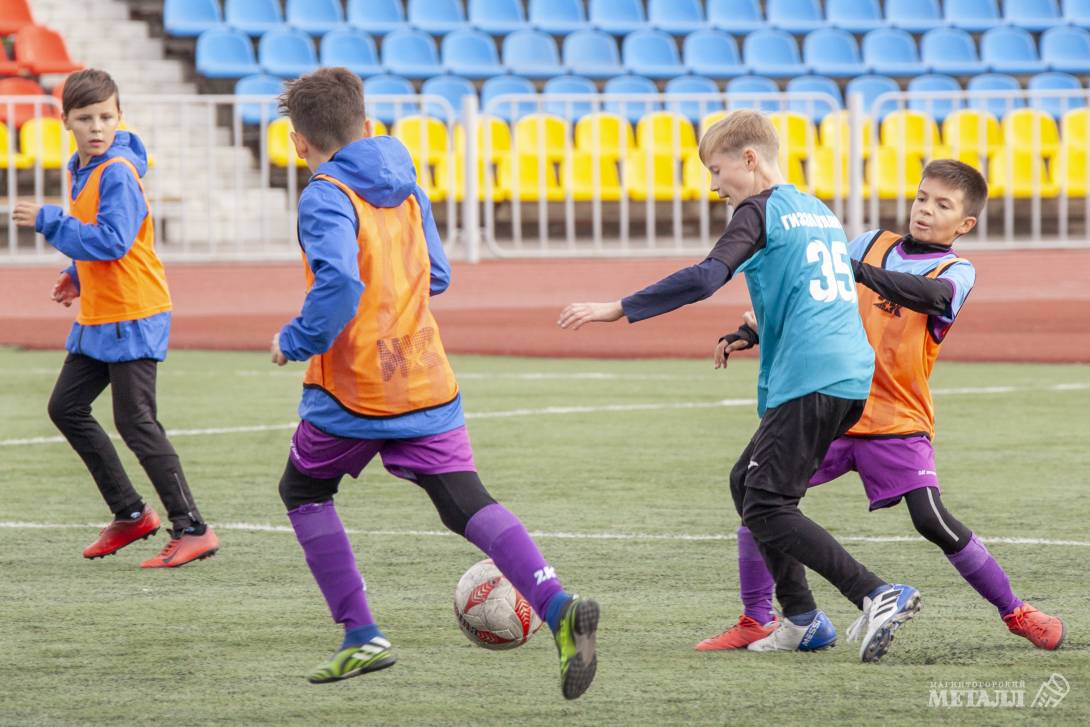 В Магнитогорске прошёл XV турнир по футболу среди дворовых команд | Фотография 16