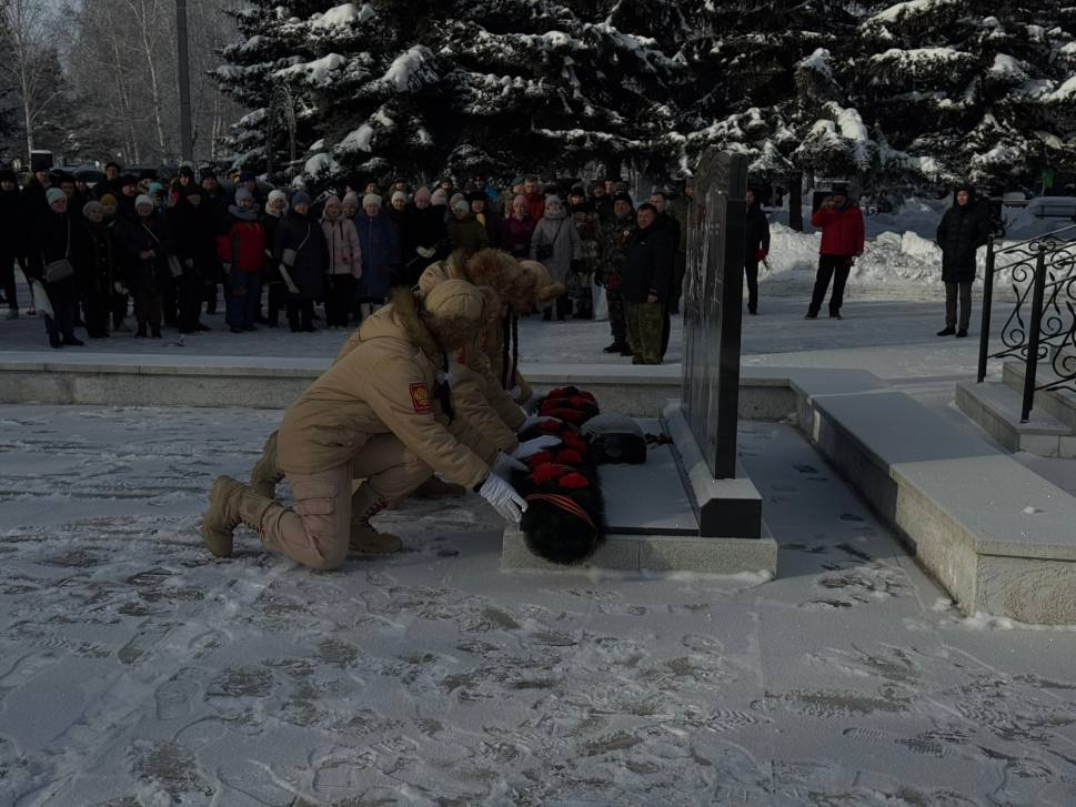 Символ уважения к воинам | Фотография 1