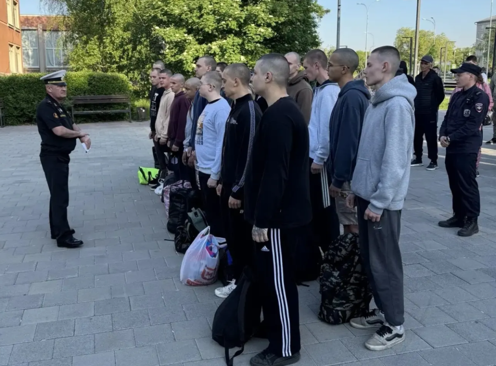 На службу | Фотография 1