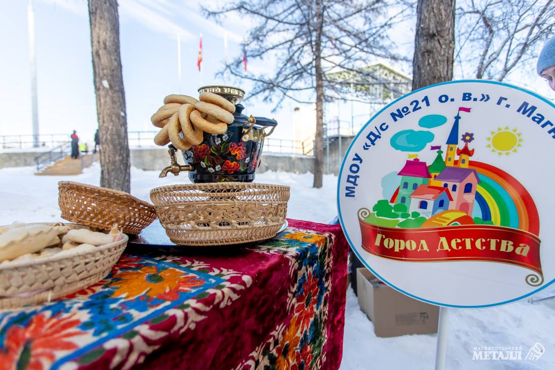 В сиянье снега и улыбок | Фотография 1