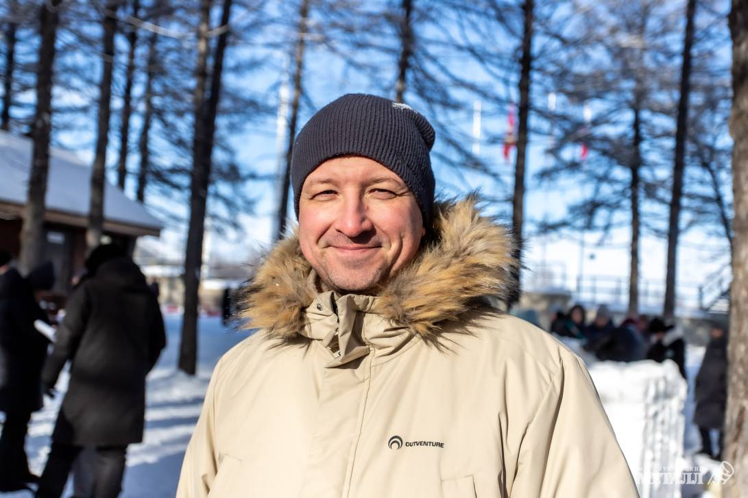 В сиянье снега и улыбок | Фотография 9