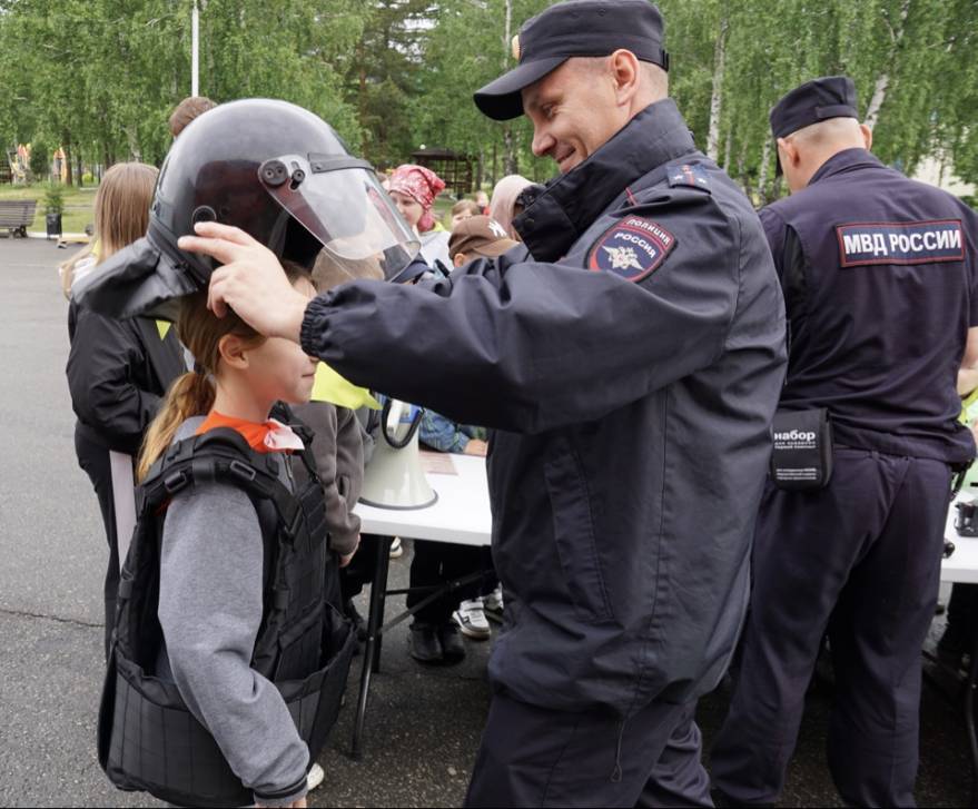 Стражи порядка в «Уральских Зорях» | Фотография 1