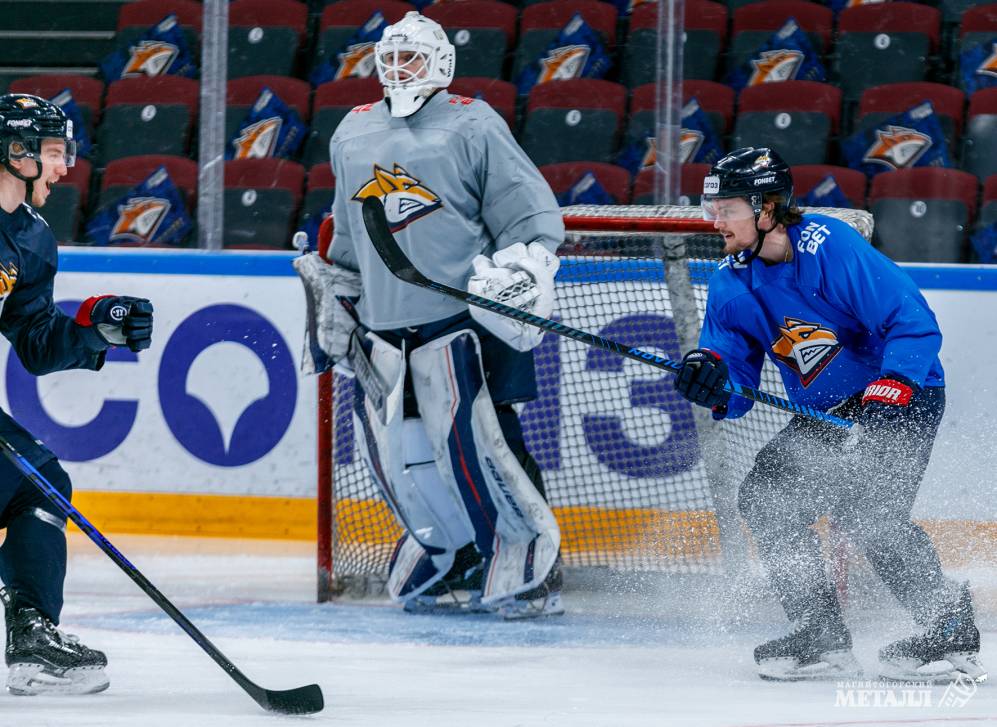 Восточная классика: противостояние и подарки болельщикам | Фотография 38