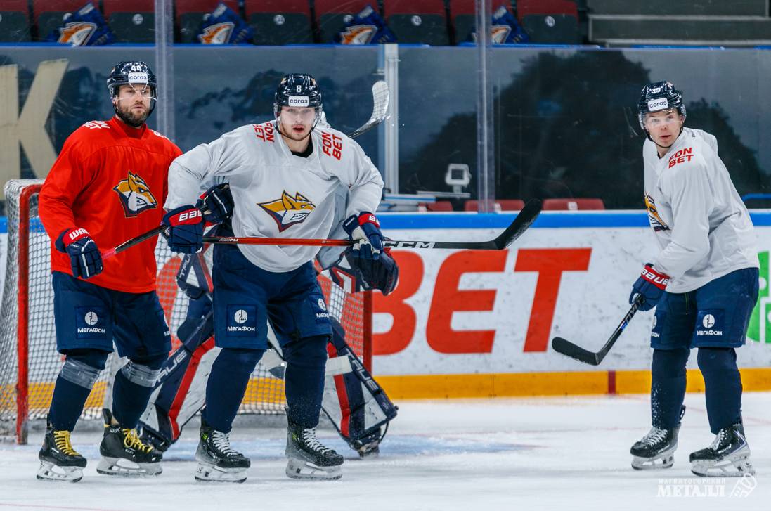 Восточная классика: противостояние и подарки болельщикам | Фотография 35