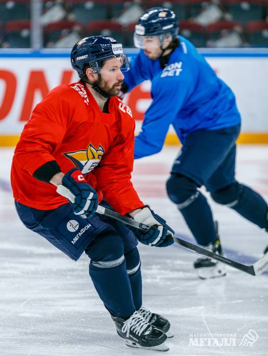 Восточная классика: противостояние и подарки болельщикам | Фотография 18