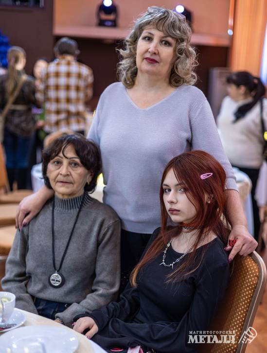 Любовь Николаевских, Наталья Косова, Виктория Косова