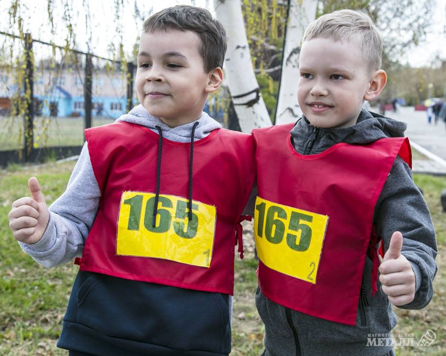 Второй год подряд сразу 400 ребятишек стали участниками детского этапа эстафеты на Кубок «Магнитогорского металла». И все – получили медали.(фото 42)
