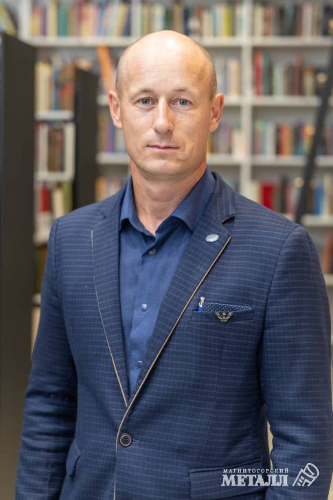 Юрий Ахмеров