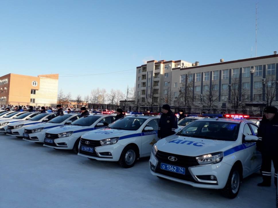В Магнитогорск прибыли новые патрульные автомобили. | Фотография 1