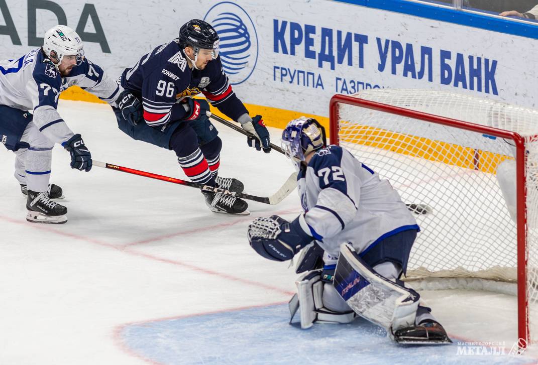 Чудеса хоккейной эквилибристики | Фотография 6