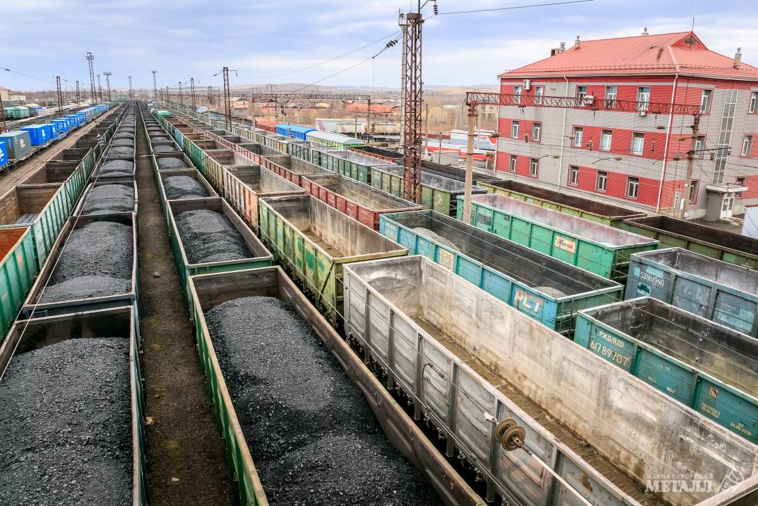От дисциплины железнодорожных перевозок зависит экономическая стабильность ММК, уверен Сергей Зябко.(фото 1)