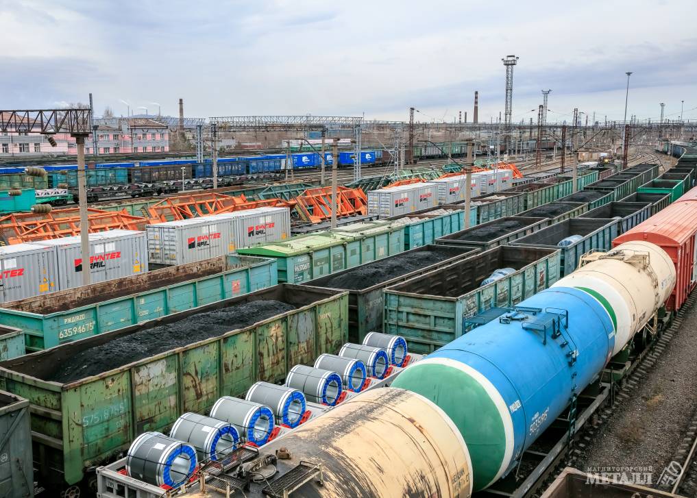 От дисциплины железнодорожных перевозок зависит экономическая стабильность ММК, уверен Сергей Зябко.(фото 3)