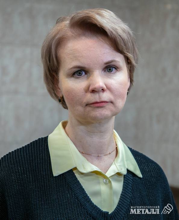 Елена Кострюкова