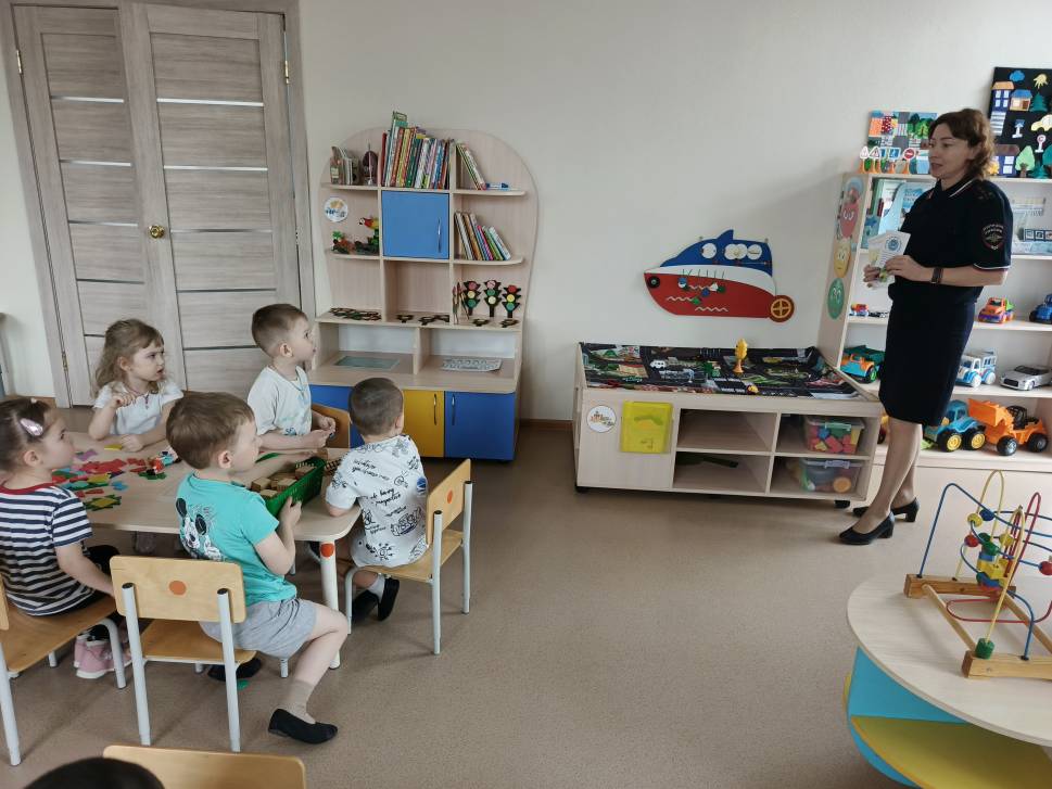 Залог безопасного будущего малышей | Фотография 1