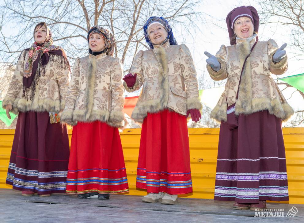 Песни, конкурсы, блины… | Фотография 29