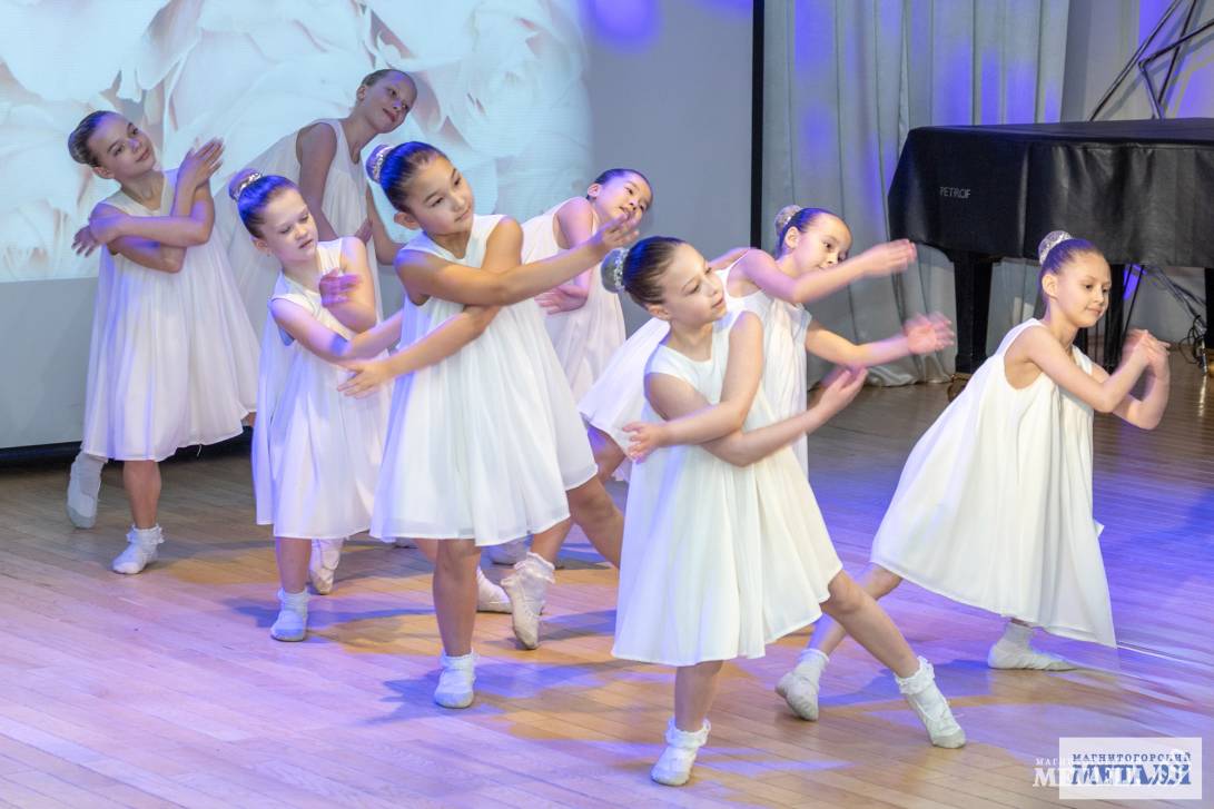 Праздник восхищения женщинами | Фотография 44