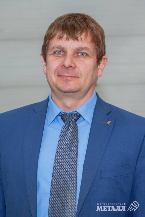 Антон Зинов