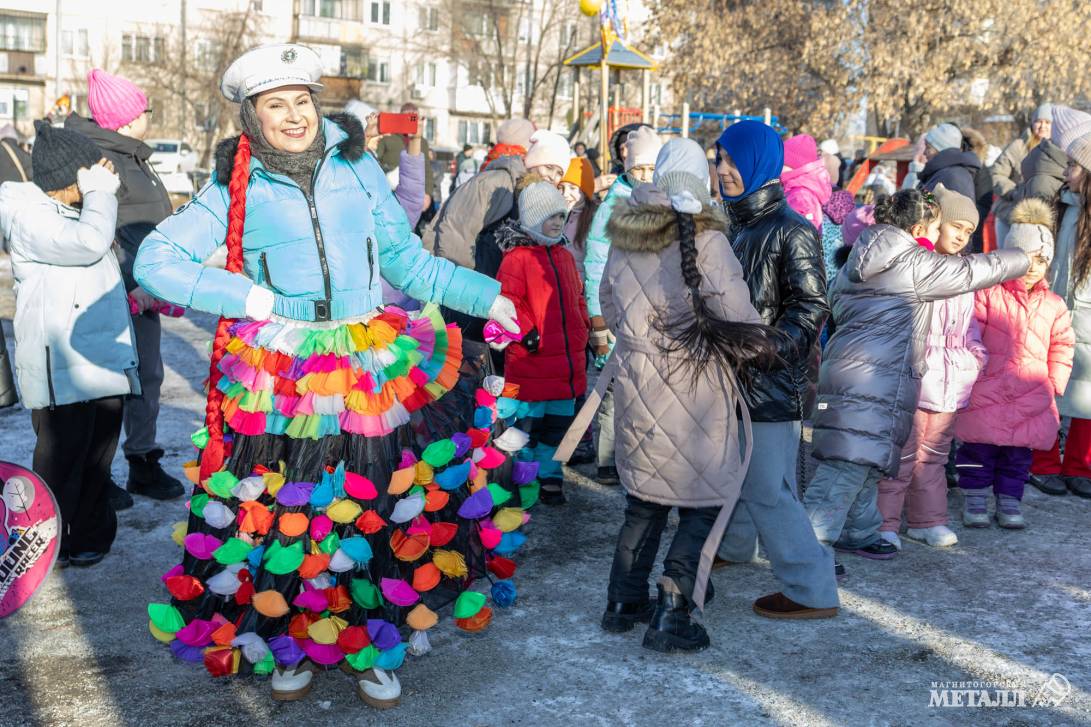 Песни, конкурсы, блины… | Фотография 7