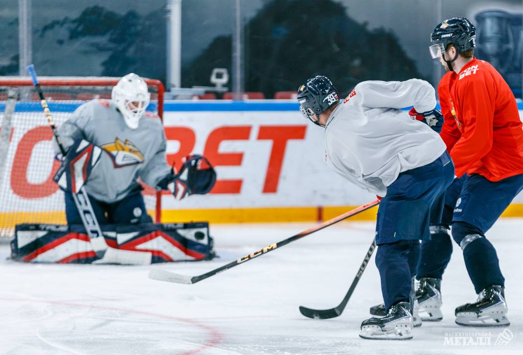 Восточная классика: противостояние и подарки болельщикам | Фотография 15