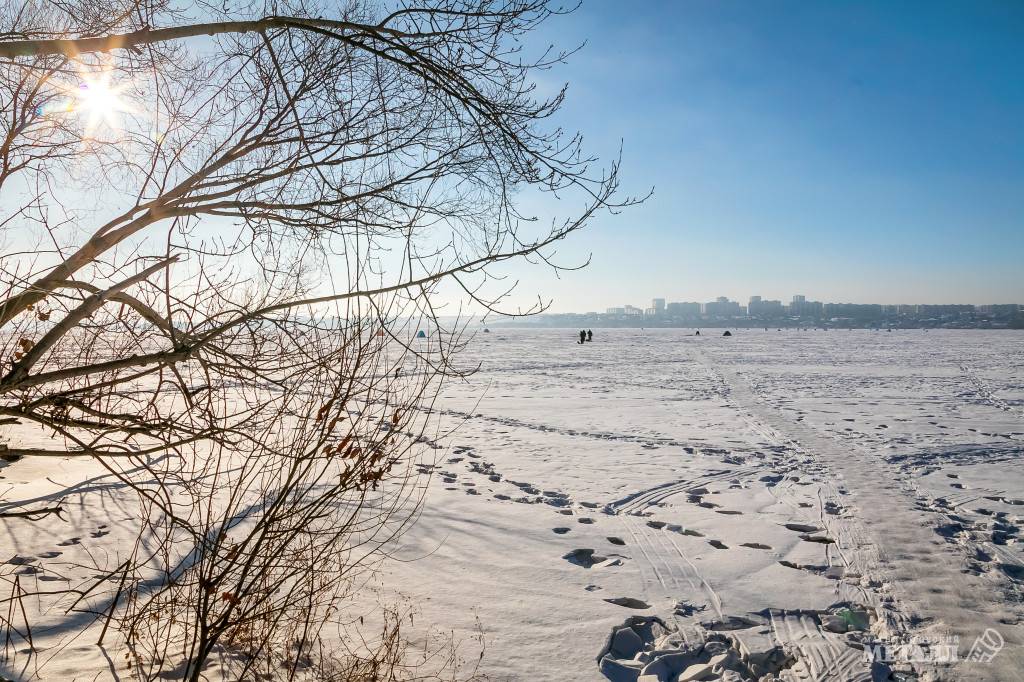 Весенний лёд – коварная ловушка | Фотография 1