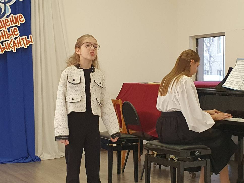 Первоклассников посвятили в музыканты | Фотография 3