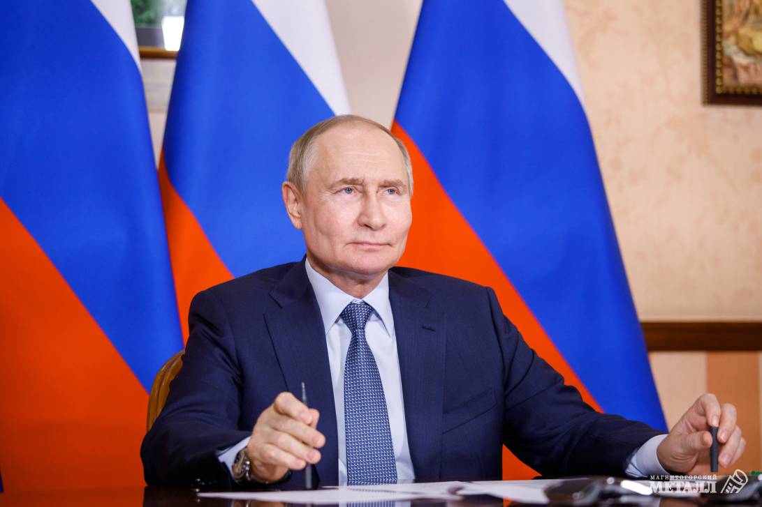 Рабочие совещания, пуск объектов и… горные лыжи | Фотография 1