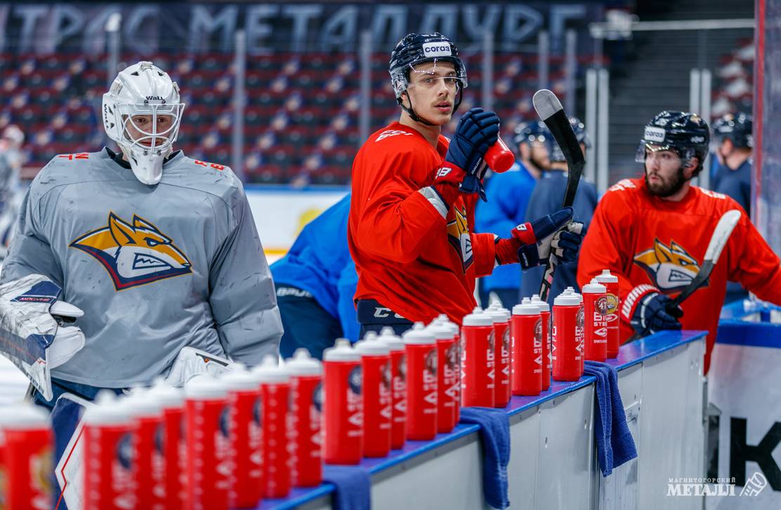 Восточная классика: противостояние и подарки болельщикам | Фотография 25