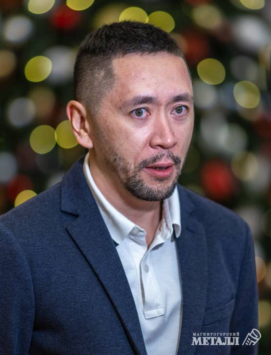 Виктор Константинов