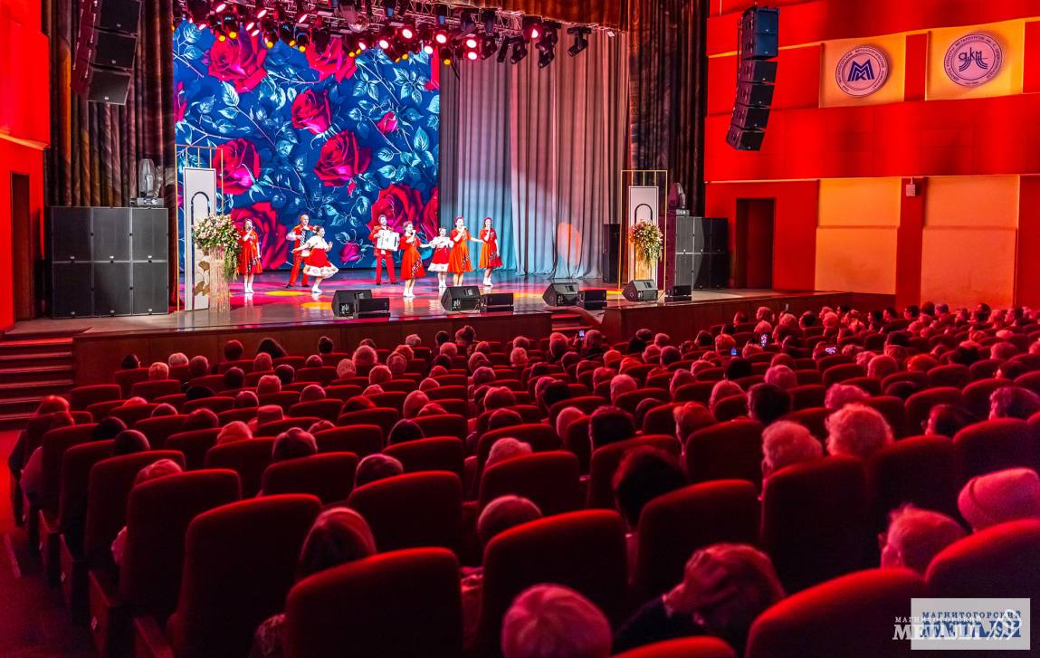 Праздник восхищения женщинами | Фотография 1