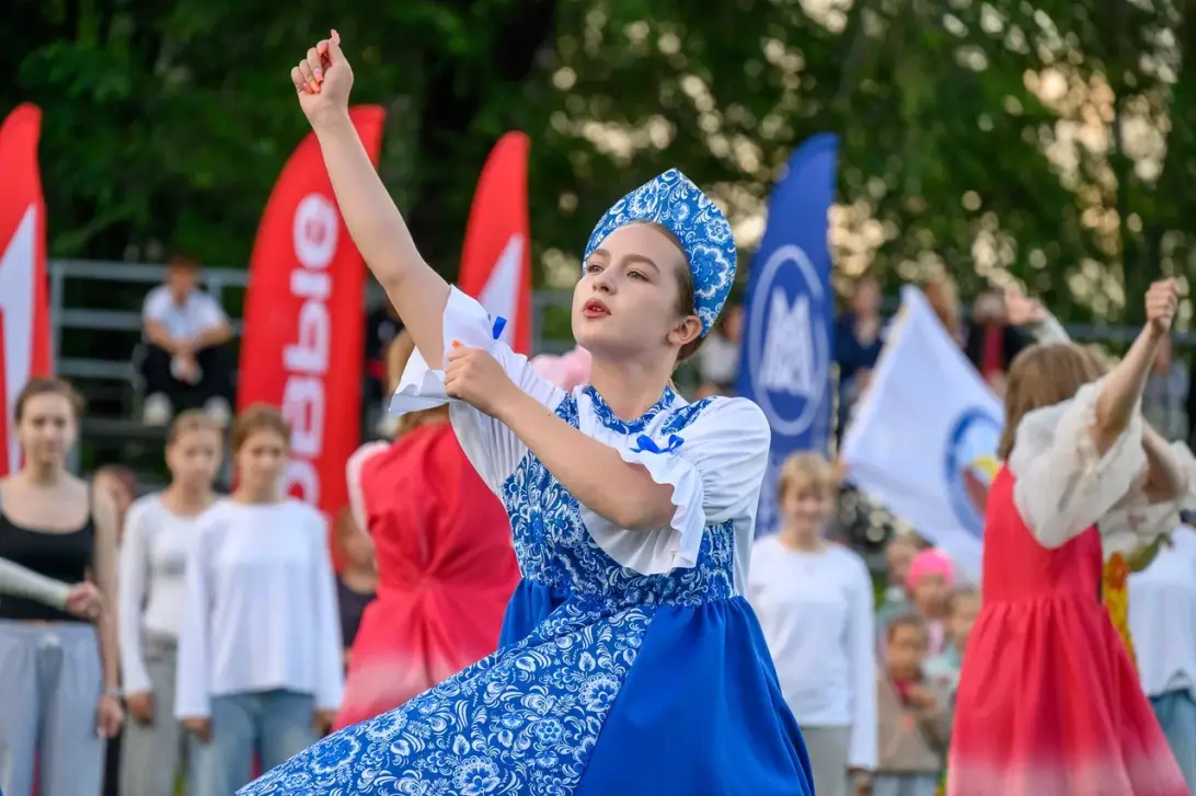 Самая яркая, жаркая  и творческая | Фотография 15