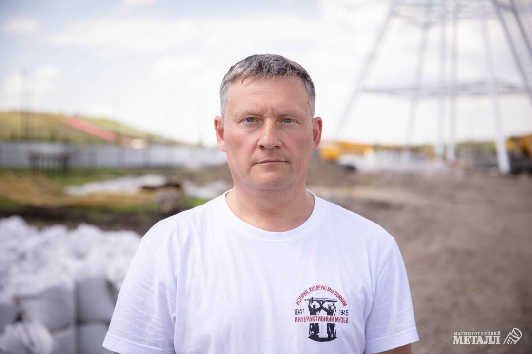 Андрей Старков