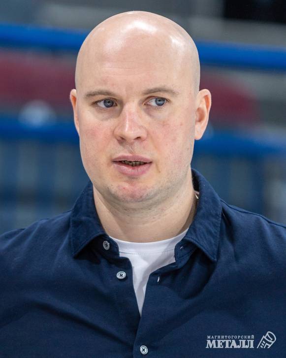 Дмитрий Тихонов