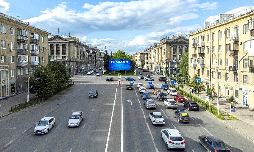 Электробус в городе